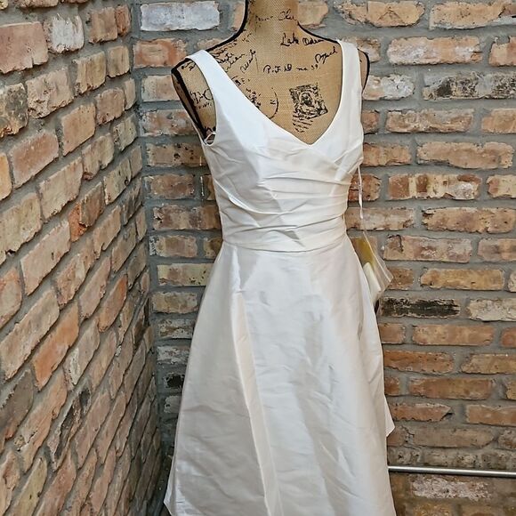 NWT Alfred Sung Wrap Bodice V neck Cocktail length dress size 6 - Picture 5 of 14